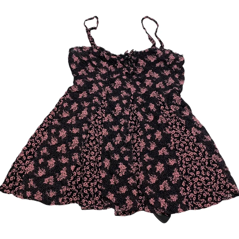 Top Sleeveless By Free People In Black & Pink, Size: S