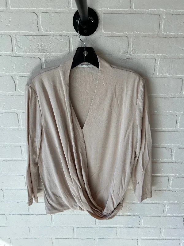 Top Long Sleeve By Clothes Mentor In Tan, Size: L