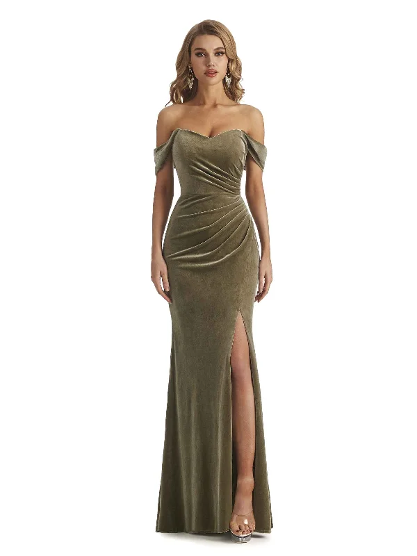 Elegant Mermaid Off Shoulder Pleats Velvet Side Slit Long Bridesmaid Dresses